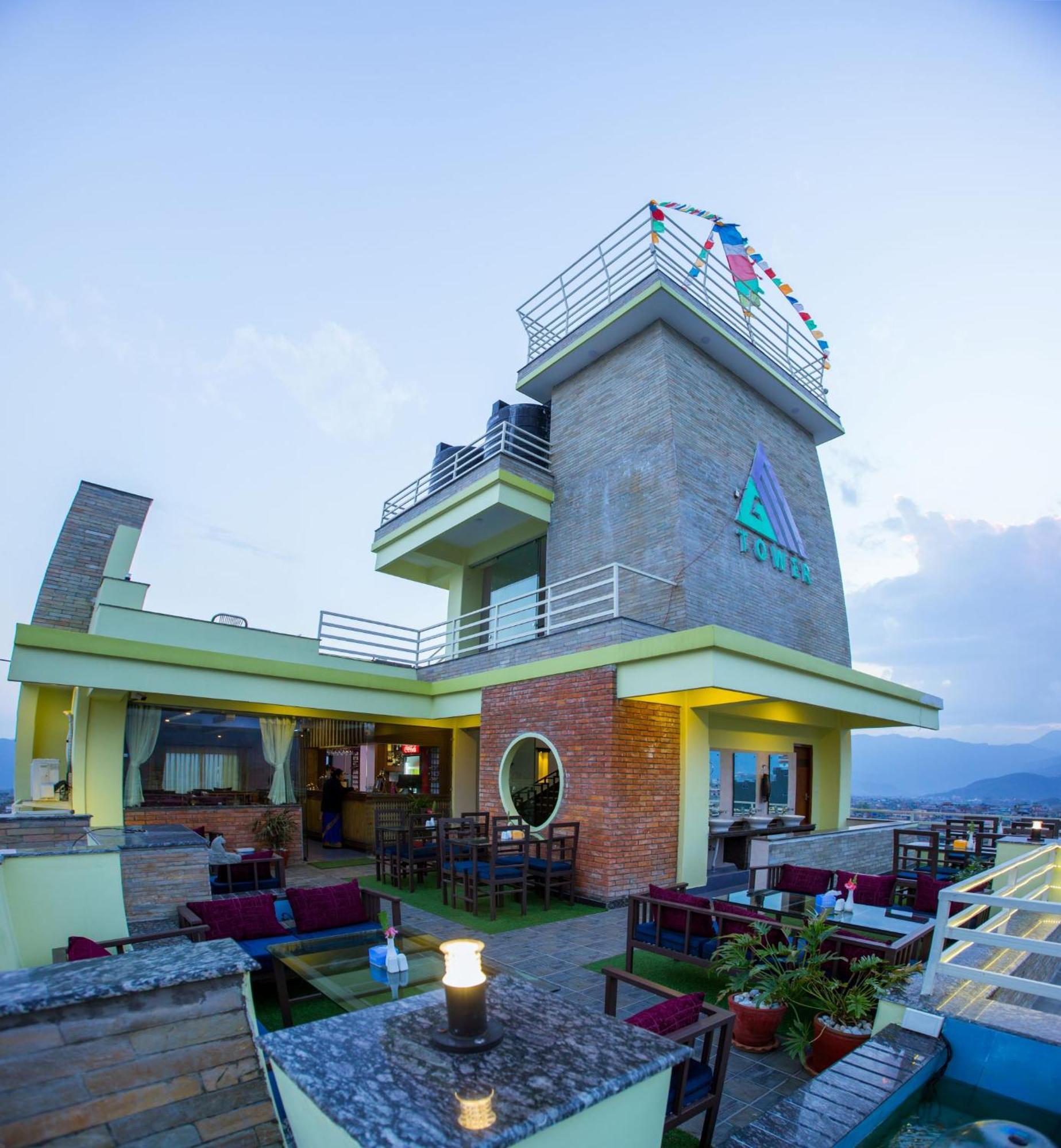 Hotel Task International Pokhara Esterno foto